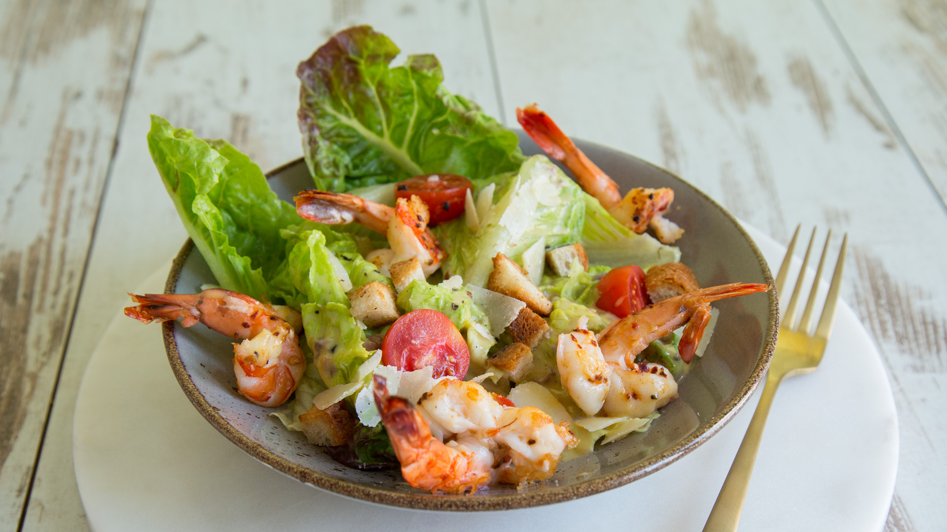 Caesar Salad mit Garnelen und selbstgemachtem Dressing