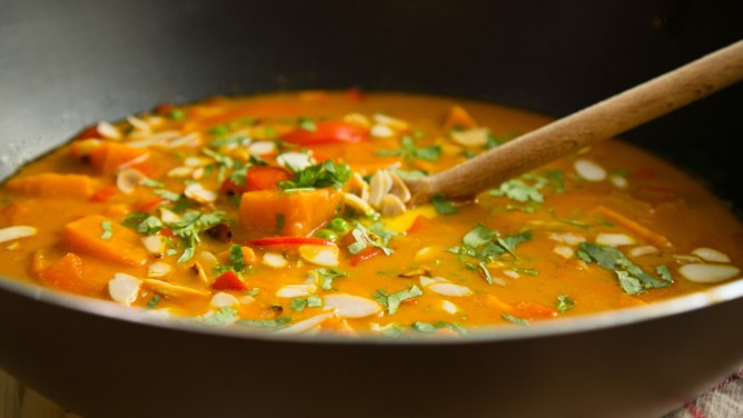 Süßkartoffel-Curry selbstgemacht Süßkartoffel-Curry selbstgemacht