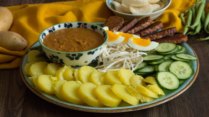 Gado-Gado Gado-Gado