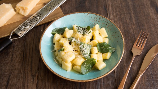 Gnocchi-in-Salbeibutter Gnocchi-in-Salbeibutter