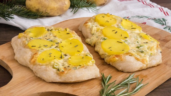 Selbstgemachte Kartoffel-Dinnete wie vom Weihnachtsmarkt Selbstgemachte Kartoffel-Dinnete wie vom Weihnachtsmarkt
